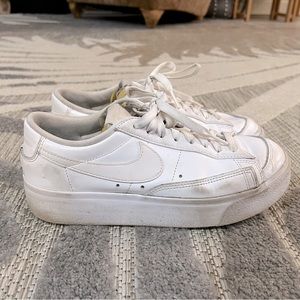 Nike Platform White Blazers Low